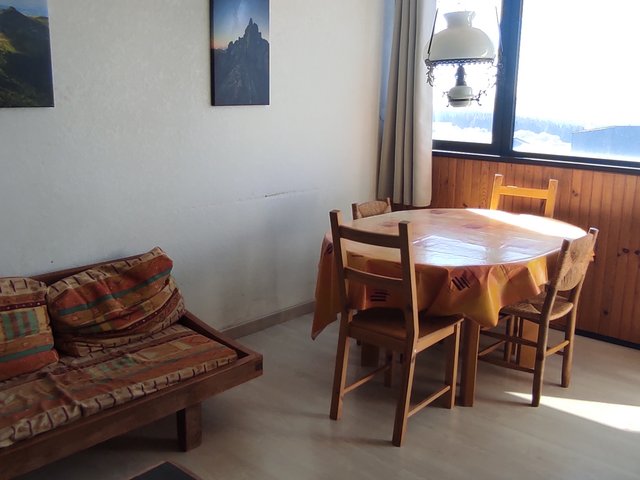 Appartement 3 pièces 6 personnes avec balcon - Super-Besse