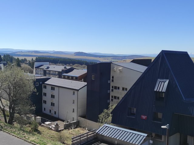 Appartement 3 pièces 6 personnes avec balcon - Super-Besse