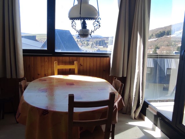 Appartement 3 pièces 6 personnes avec balcon - Super-Besse