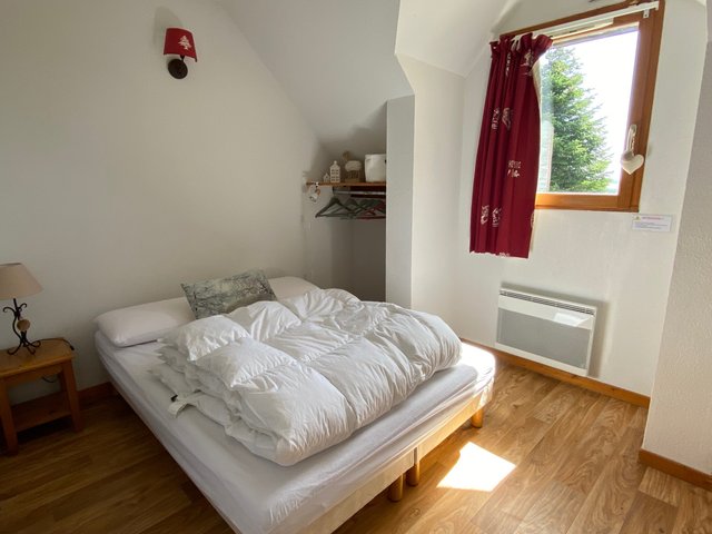 Appartement 3 pièces 6 personnes avec balcon - Super-Besse