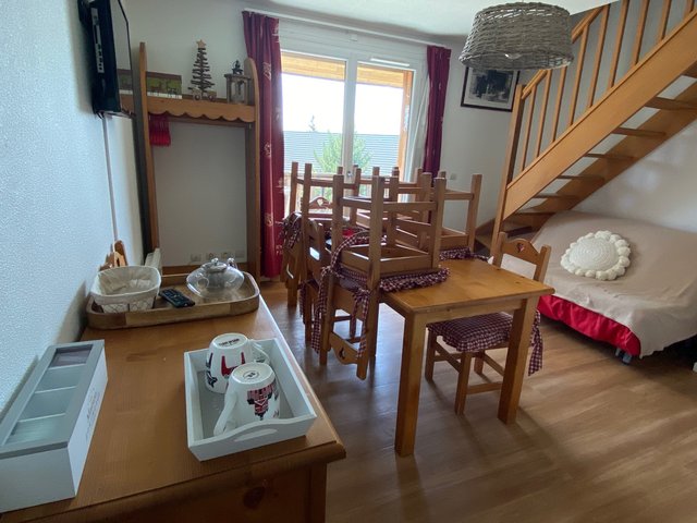 Appartement 3 pièces 6 personnes avec balcon - Super-Besse