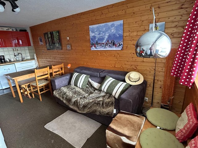 Appartement 2 pièces 6 personnes avec balcon - Super-Besse