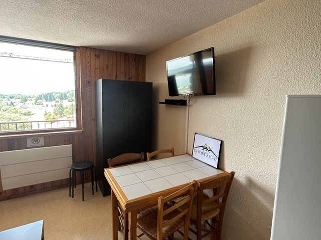 Studio 4 personnes avec balcon - Super-Besse