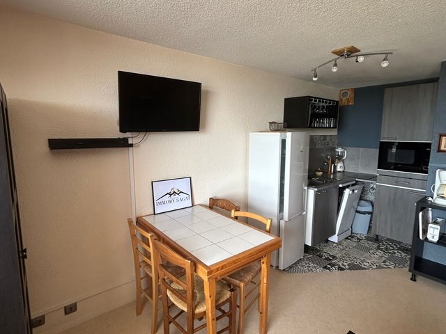 Studio 4 personnes avec balcon - Super-Besse