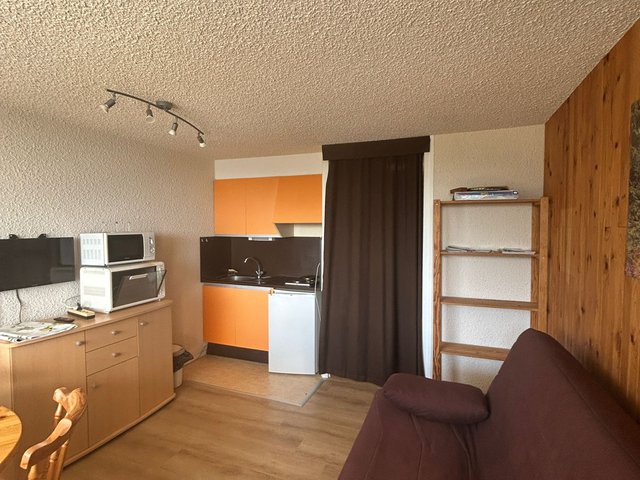 Studio 4 personnes avec balcon - Super-Besse