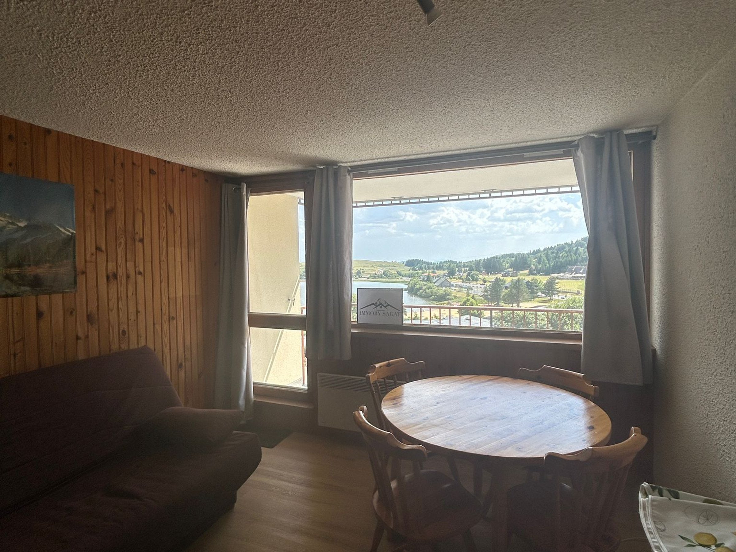 Studio 4 personnes avec balcon - Studio 4 personnes avec balcon - Super-Besse