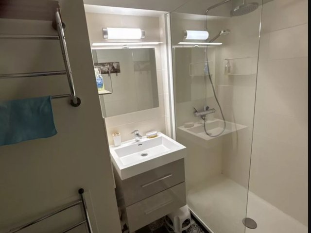 Appartement 3 pièces 6 personnes avec balcon - Super-Besse