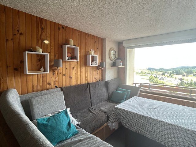 Appartement 3 pièces 6 personnes avec balcon - Super-Besse