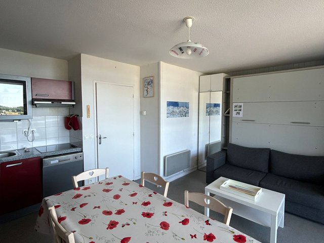 Appartement 2 pièces 6 personnes avec terrasse - Super-Besse