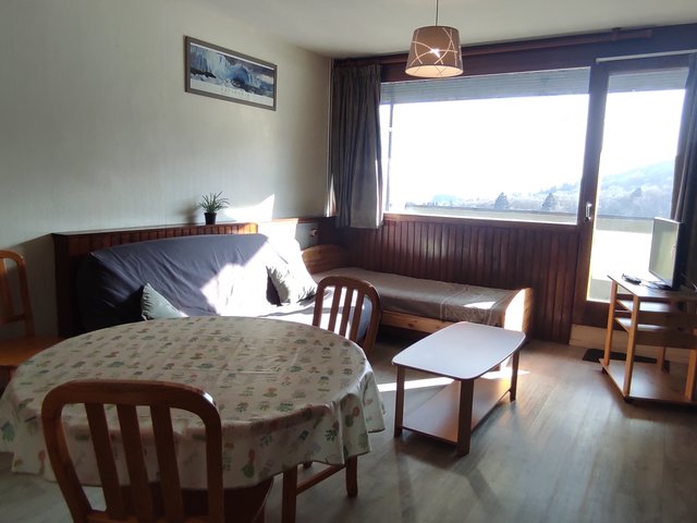 Appartement 2 pièces 5 personnes avec balcon - Super-Besse