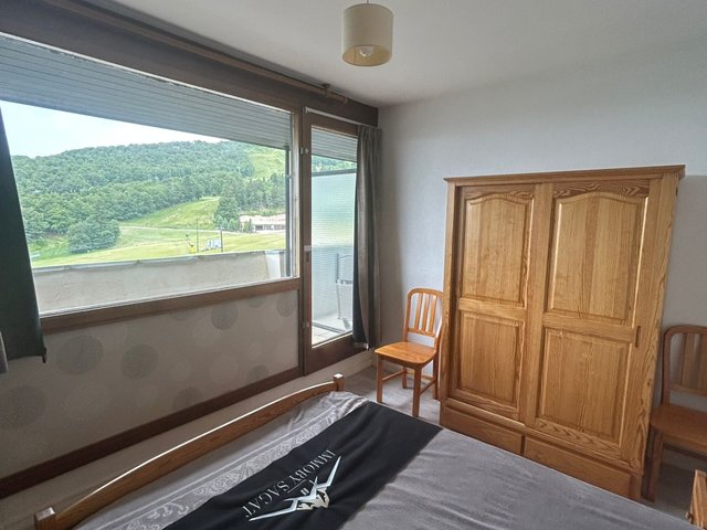 Appartement 2 pièces 5 personnes avec balcon - Super-Besse