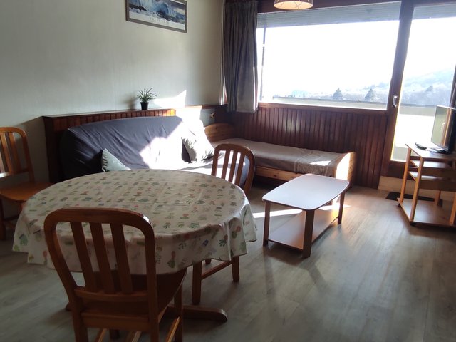 Appartement 2 pièces 5 personnes avec balcon - Super-Besse