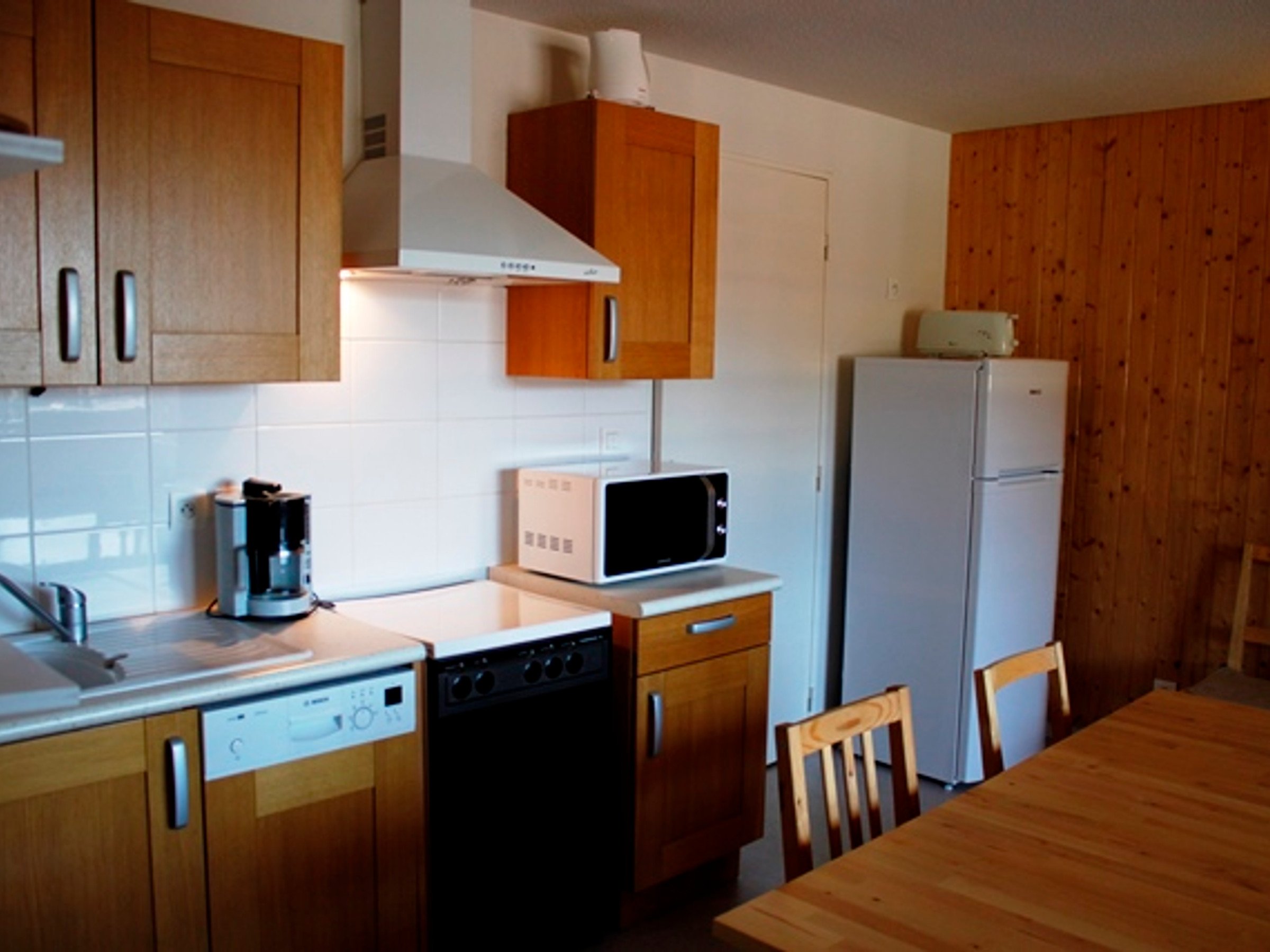 Appartement 3 pièces 6 personnes avec terrasse - Appartement 3 pièces 6 personnes avec terrasse - Super-Besse