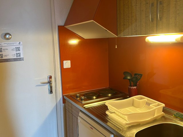 Studio 4 personnes avec balcon - Super-Besse