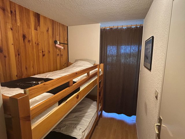 Studio 4 personnes avec balcon - Super-Besse
