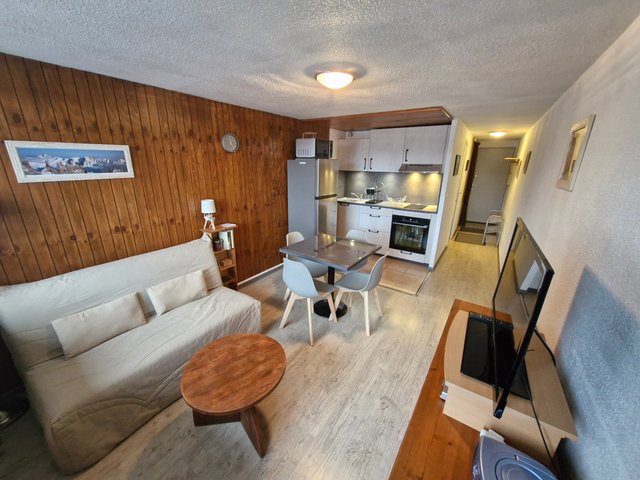 Appartement 2 pièces 4 personnes avec balcon - Super-Besse