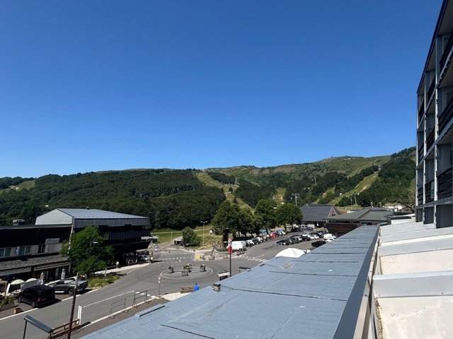 Appartement 2 pièces 6 personnes avec terrasse - Super-Besse
