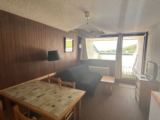Appartement 2 pièces 6 personnes avec terrasse - Super-Besse