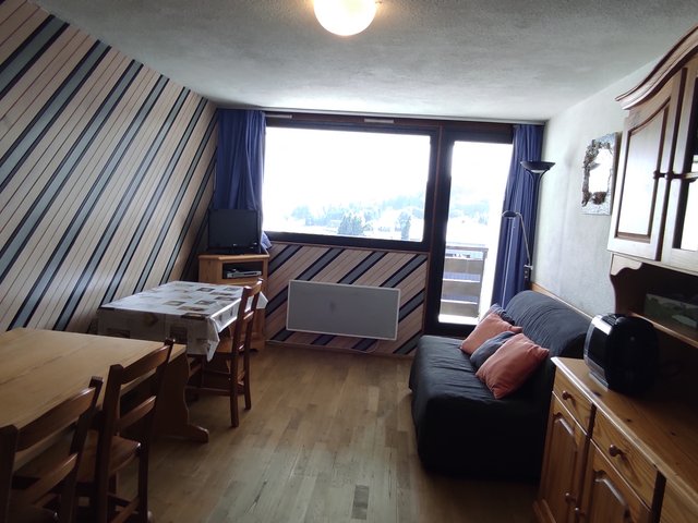 Appartement 4 pièces 6 personnes avec balcon - Super-Besse