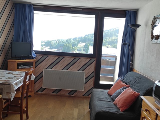 Appartement 4 pièces 6 personnes avec balcon - Super-Besse