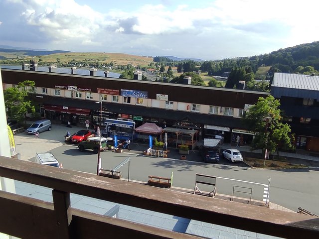 Appartement 4 pièces 6 personnes avec balcon - Super-Besse