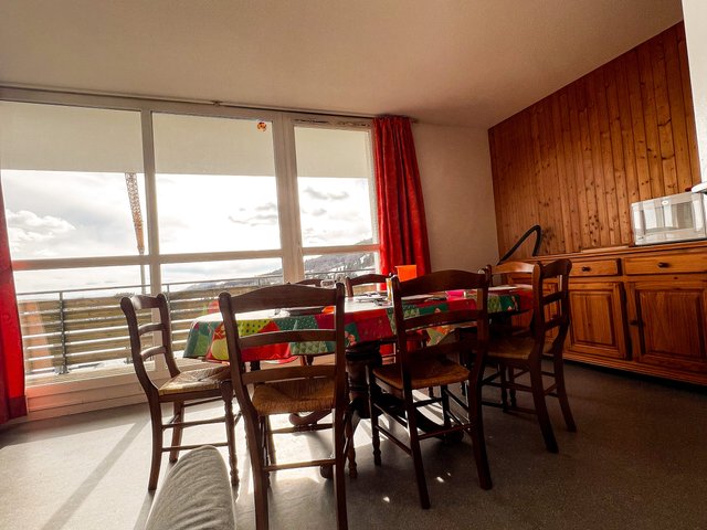 Appartement 3 pièces 7 personnes avec balcon - Super-Besse