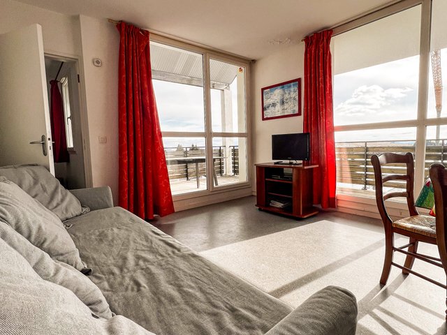 Appartement 3 pièces 7 personnes avec balcon - Super-Besse