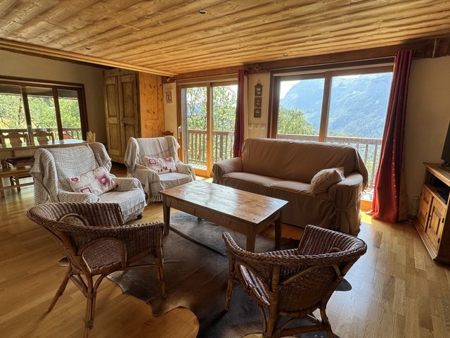 Appartement 4 pièces 8 personnes avec balcon - Les Carroz d'Araches