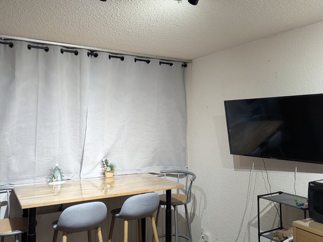 Studio 4 personnes avec balcon - Super-Besse