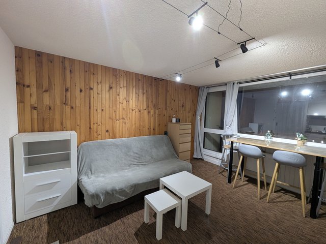 Studio 4 personnes avec balcon - Super-Besse