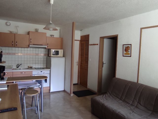 Appartement 2 pièces 6 personnes avec balcon - Super-Besse