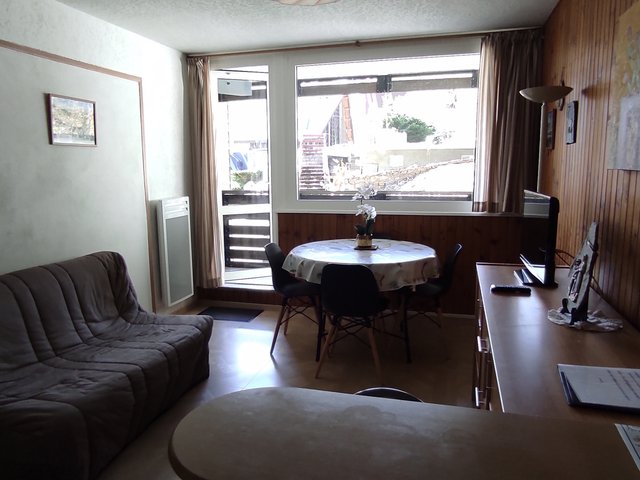 Appartement 2 pièces 6 personnes avec balcon - Super-Besse