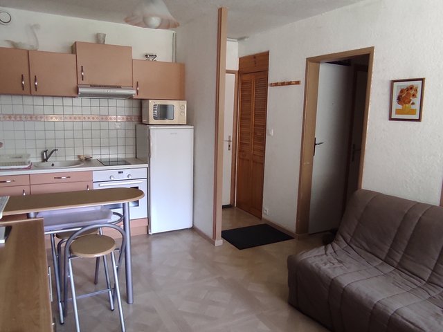 Appartement 2 pièces 6 personnes avec balcon - Super-Besse