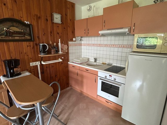 Appartement 2 pièces 6 personnes avec balcon - Super-Besse