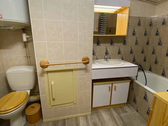Studio 4 personnes avec balcon - Super-Besse