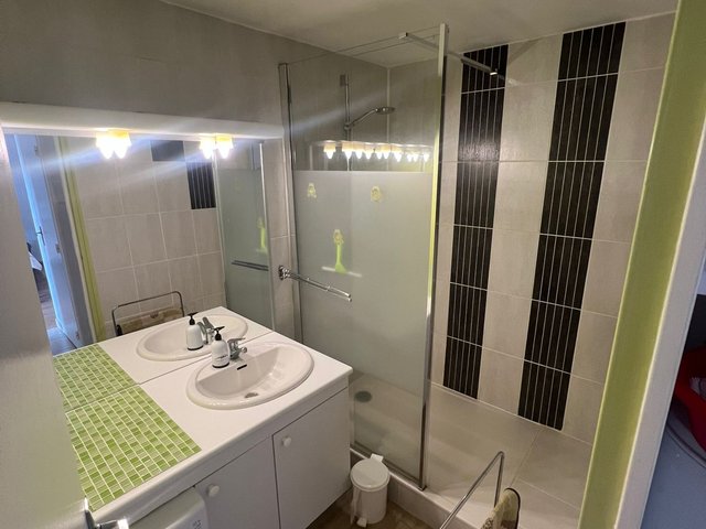 Appartement 3 pièces 6 personnes avec balcon - Super-Besse