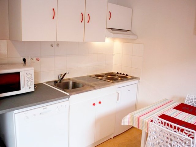 Studio 4 personnes avec balcon - Super-Besse