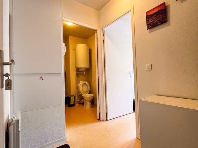 Studio 4 personnes avec balcon - Super-Besse