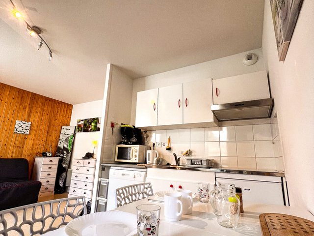 Studio 4 personnes avec balcon - Super-Besse