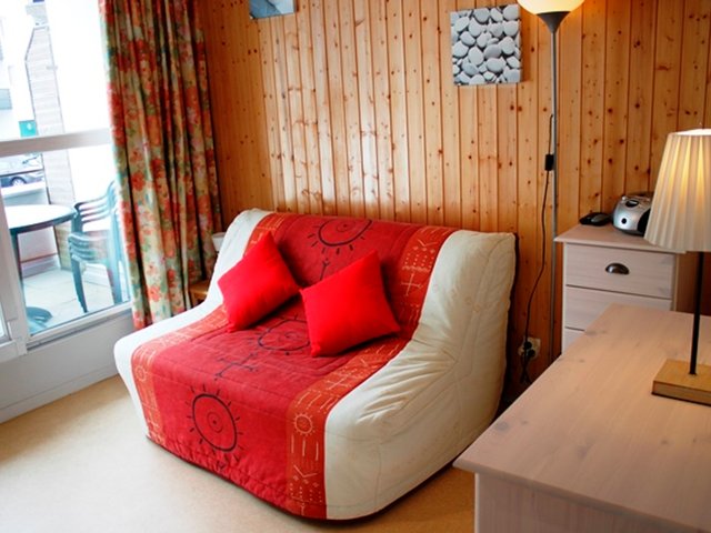 Studio 4 personnes avec balcon - Super-Besse