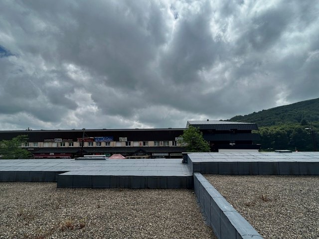Studio 4 personnes avec terrasse - Super-Besse