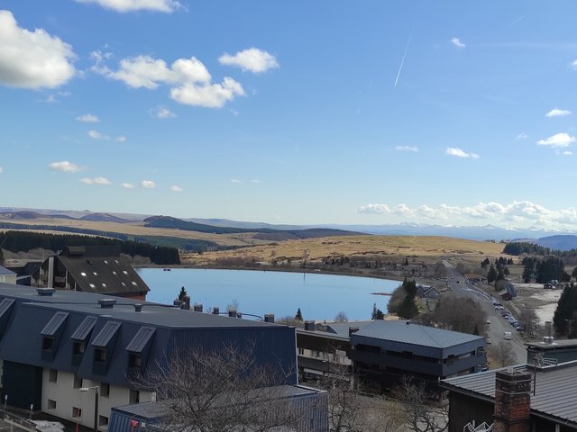 Appartement 2 pièces 6 personnes avec balcon - Super-Besse