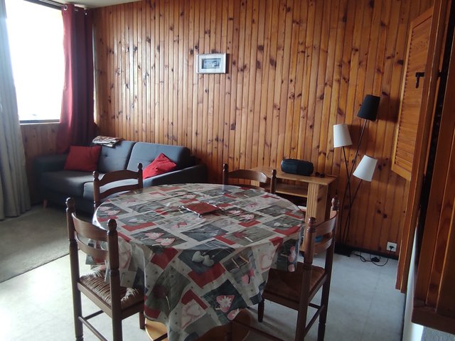 Appartement 2 pièces 6 personnes avec balcon - Super-Besse