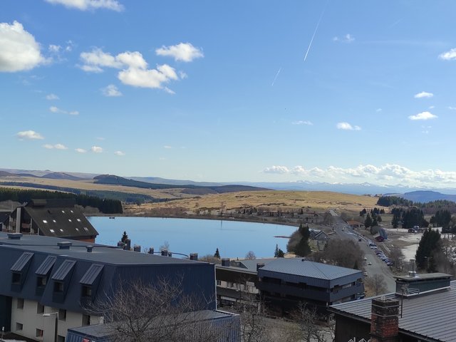 Appartement 2 pièces 6 personnes avec balcon - Super-Besse