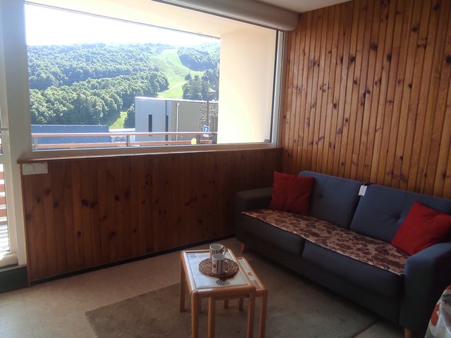 Appartement 2 pièces 6 personnes avec balcon - Super-Besse