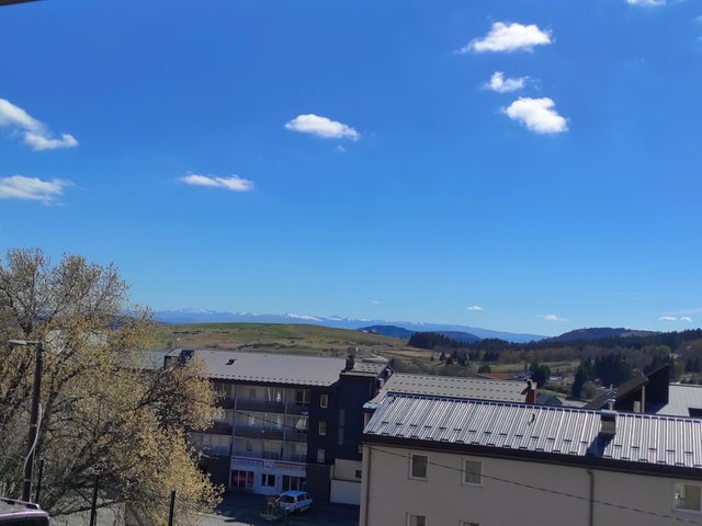 Appartement 2 pièces 6 personnes avec balcon - Super-Besse