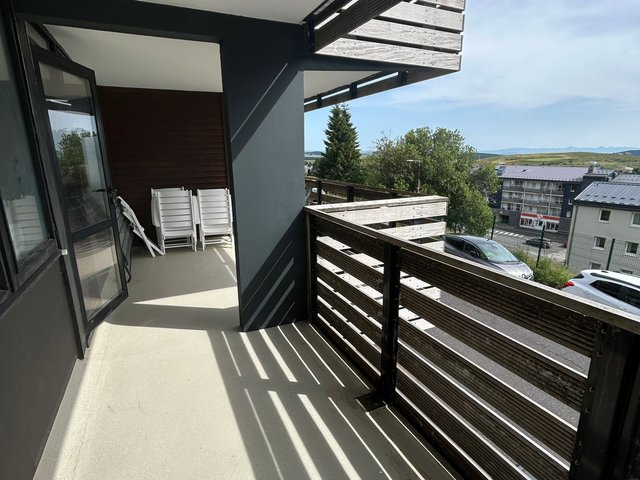 Appartement 2 pièces 6 personnes avec balcon - Super-Besse