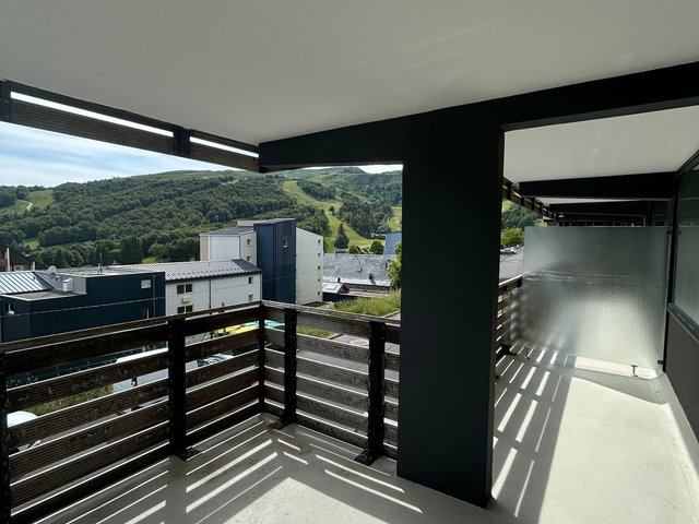 Appartement 2 pièces 6 personnes avec balcon - Super-Besse