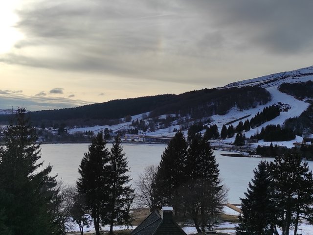 Chalet 4 pièces 6 personnes avec balcon - Super-Besse