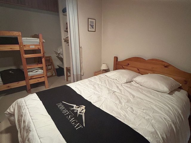 Appartement 2 pièces 4 personnes avec balcon - Super-Besse